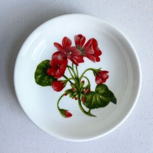 Vintage Aynsley Chelsea Flowers Geranium Dish